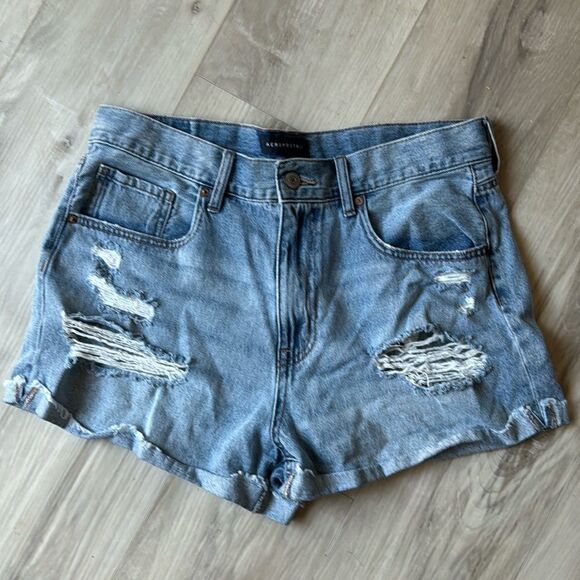 Aeropostale Mom Short Size 16 - Picture 1 of 4